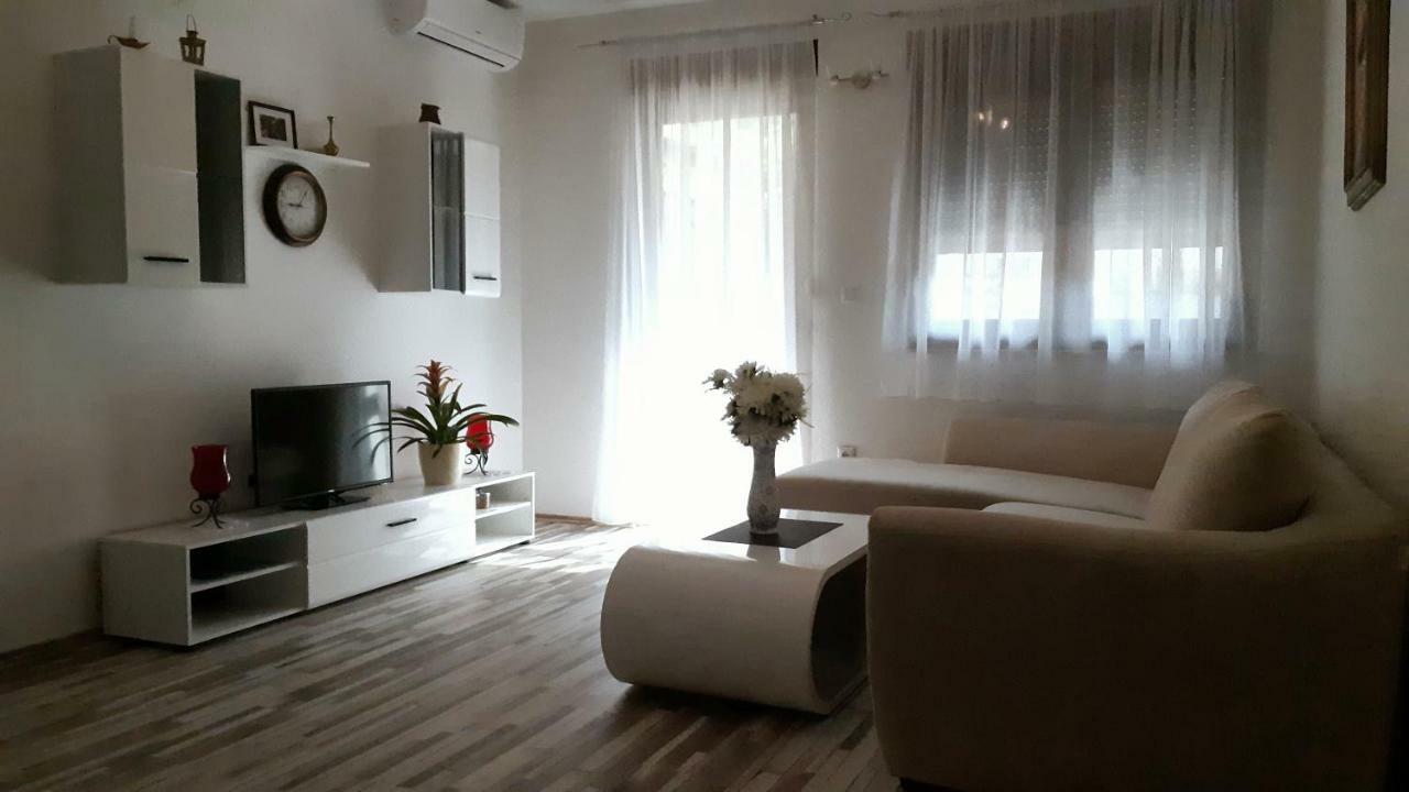 Apartments Kapetanovina Мостар Экстерьер фото